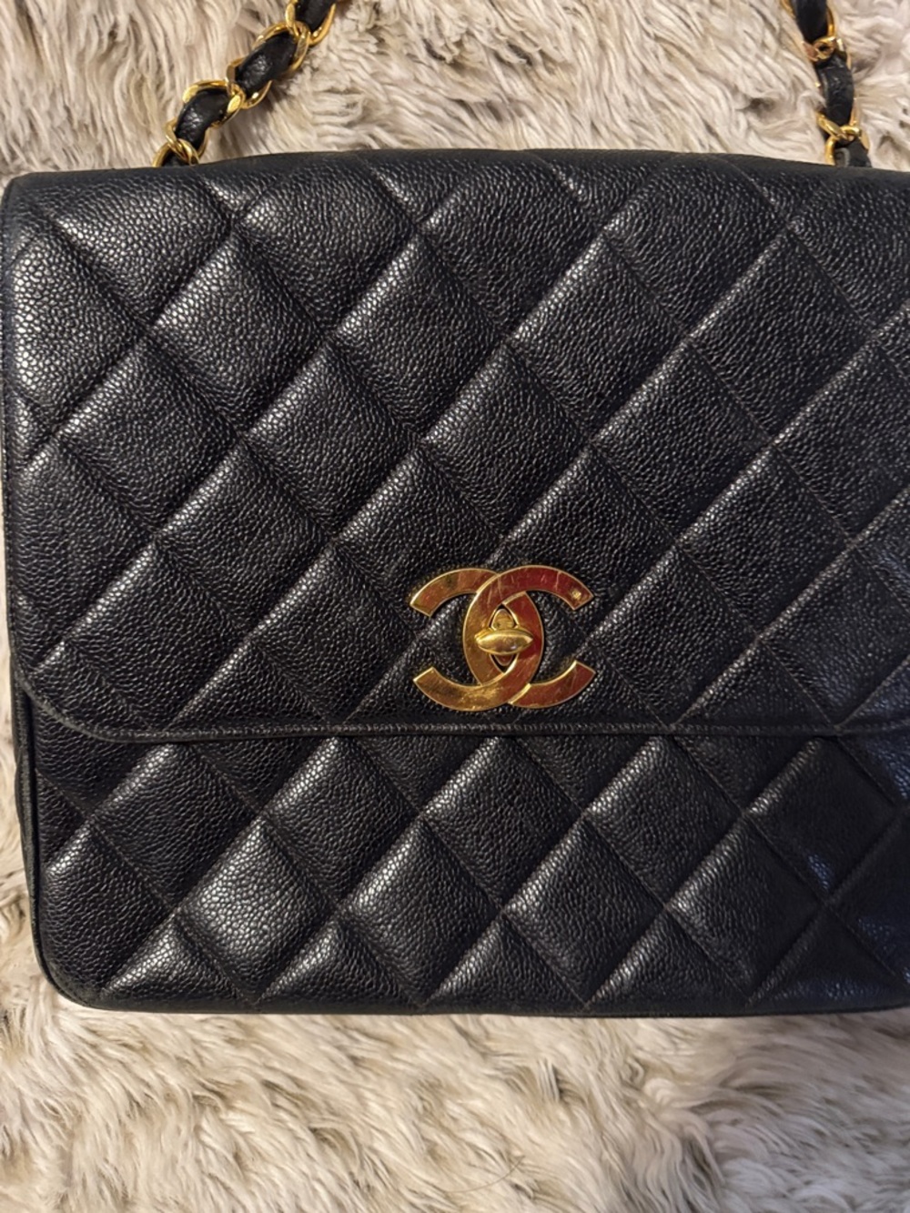 Final price🔥Vintage Black Quilted Shoulder Bag with Gold Chain Strap - Chanel - Picture 3 of 17